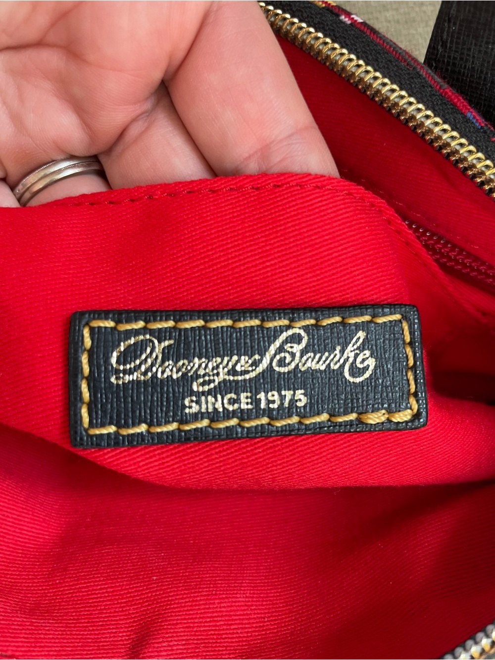 DOONEY & BOURKE Ruby Bag Crossbody Tartan Plaid EUC - Picture 3 of 8